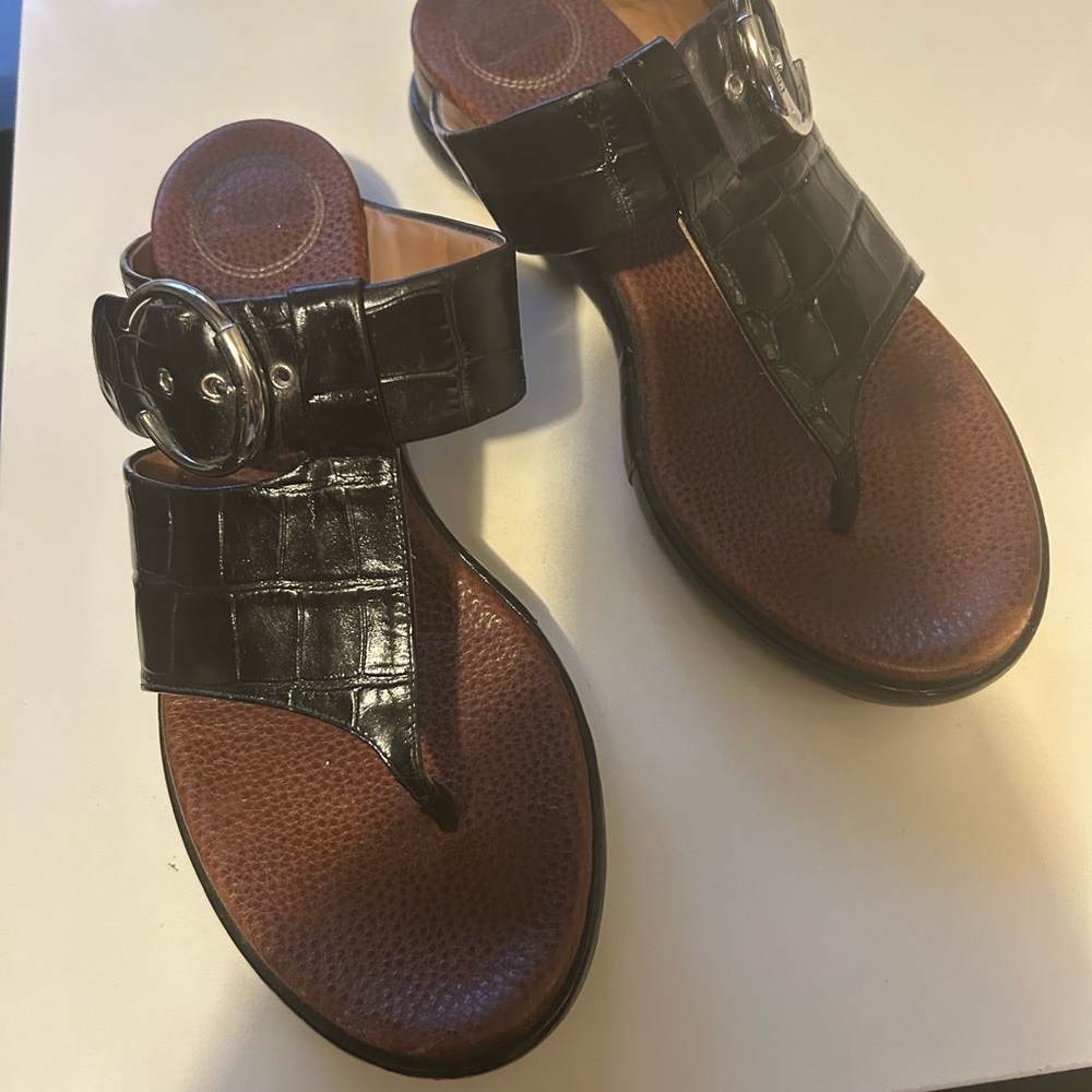 Chloe -Elegant Black and Brown Women's Sandals